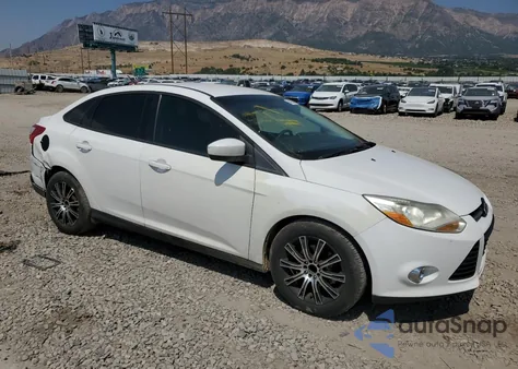 2012 Ford Focus Se из США, поврежденный, VIN 1FAHP3F27CL332020